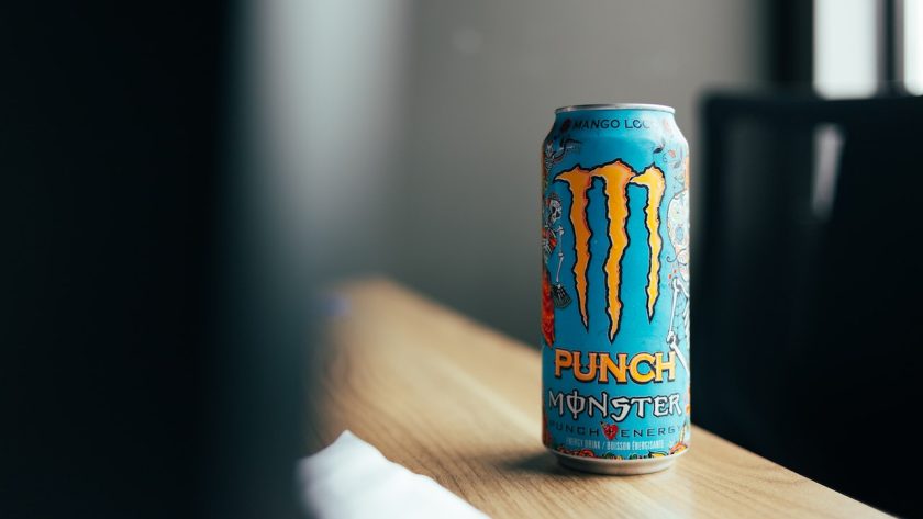 Red Bull, Monster, et autres boissons énergisantes : effets sur la santé